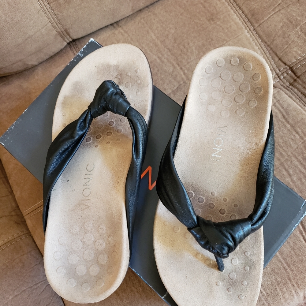 Vionic Pippa Sandals